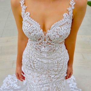 Brand new wedding gown - Blue by Enzoani